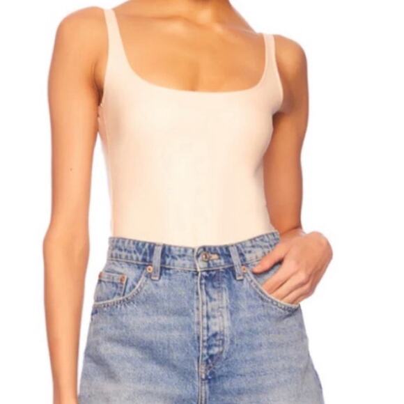 Susana Monaco Faux Leather Low Back Tank Bodysuit Blanched Almond Size M NWT - Picture 11 of 14
